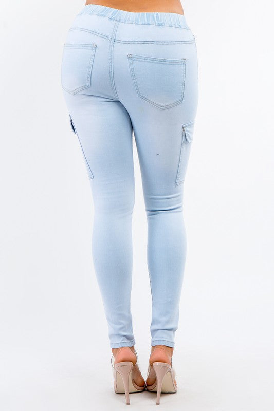 CARGO POCKETS DENIM JOGGERS - Wäre Rare