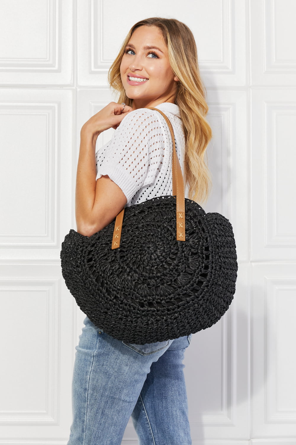 C'est La Vie Crochet Handbag in Black