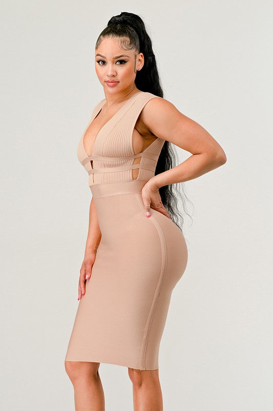 NATURALLY CHIC BANDAGE DRESS Wäre Rare Fashion