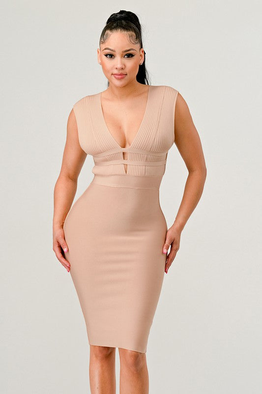 NATURALLY CHIC BANDAGE DRESS Wäre Rare Fashion