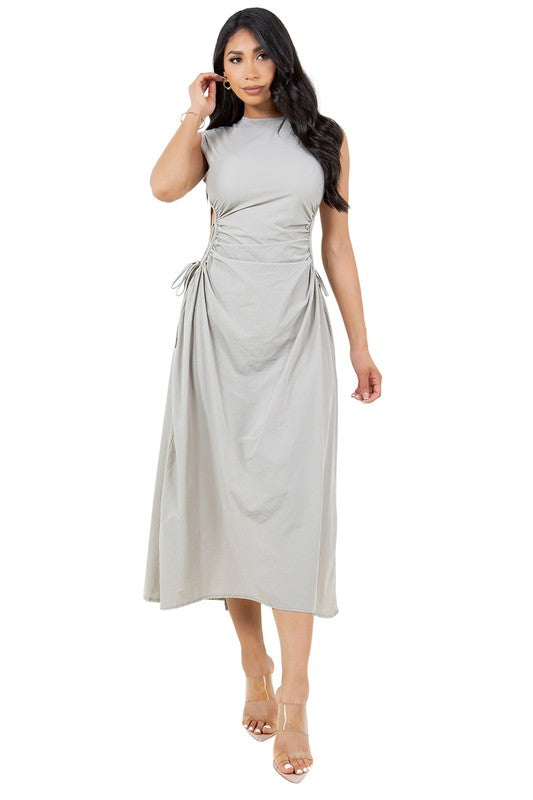 HANDLE CHIC MAXI DRESS