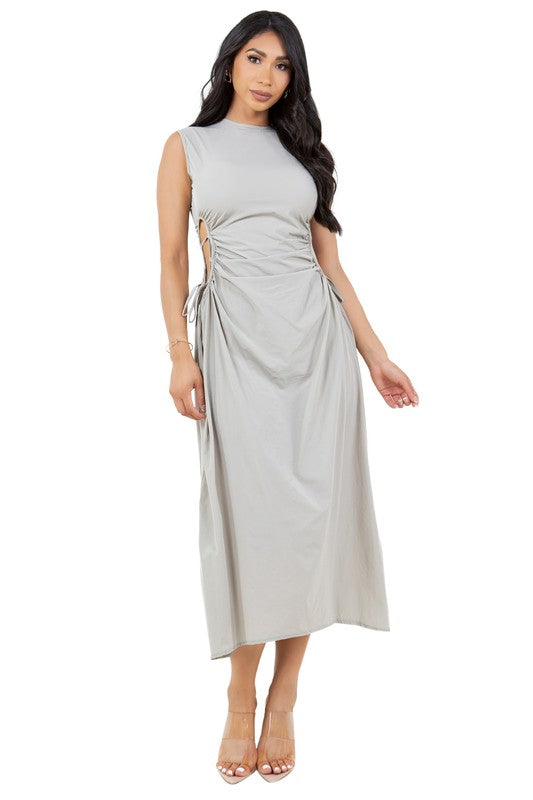 HANDLE CHIC MAXI DRESS