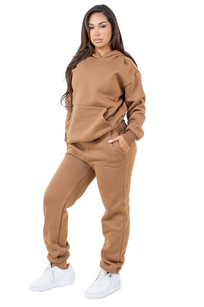 KANGAROO POCKET SWEATSUIT