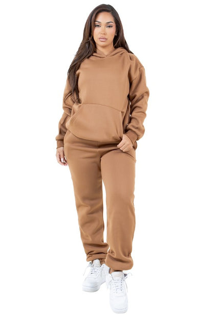 KANGAROO POCKET SWEATSUIT