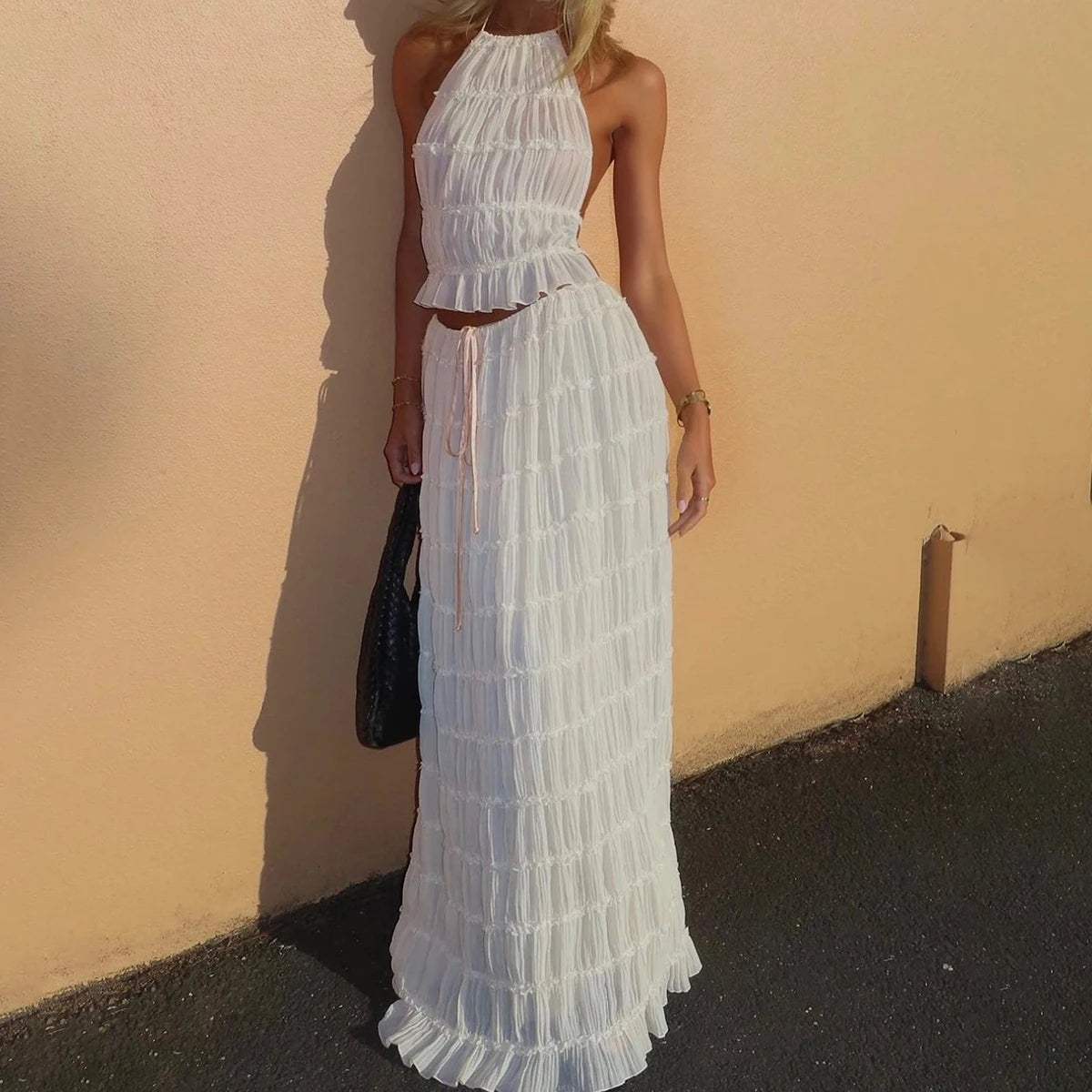 2pcs Women's Dress Suit Sexy Sleeveless Backless Cropped Halter Top And Pleated Long Skirt Beach Clothing Route