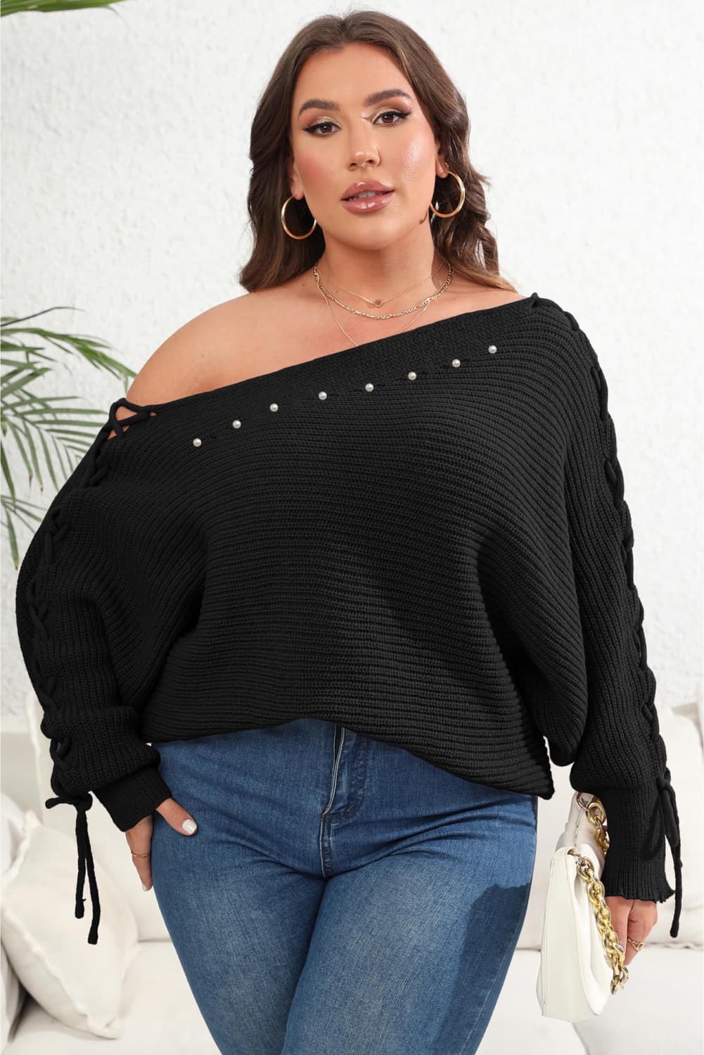 ONE SHOULDER BEADED SWEATER