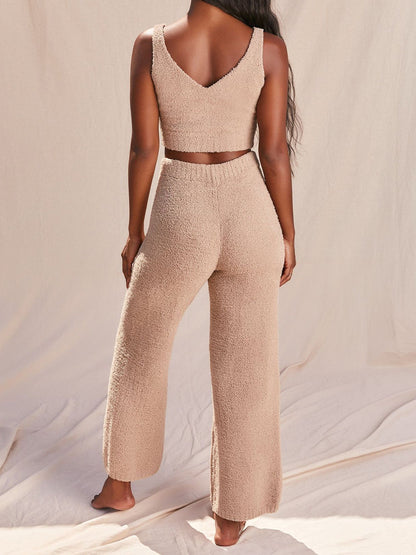 V=NECK TANK PANTS SET