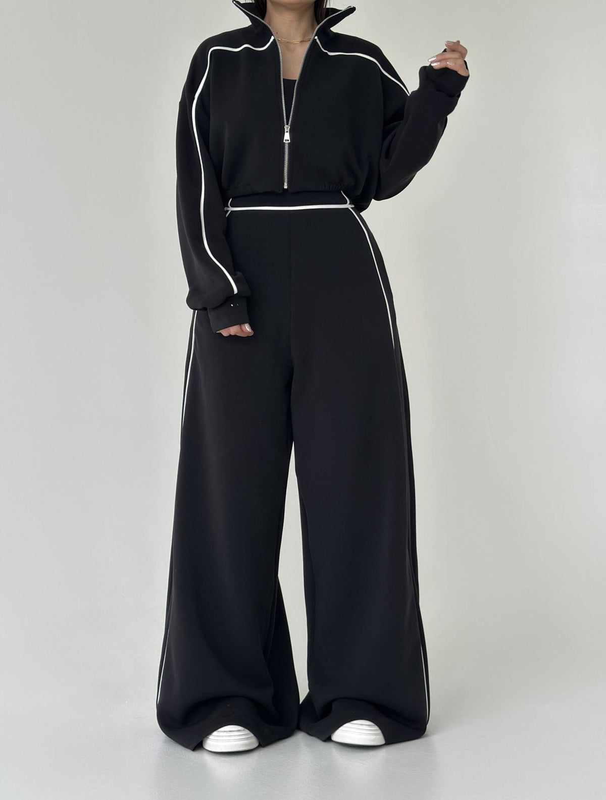 Women's Contrast-Piped Wide-Leg Jumpsuit & Cropped Zip Jacket Set MERIDGE