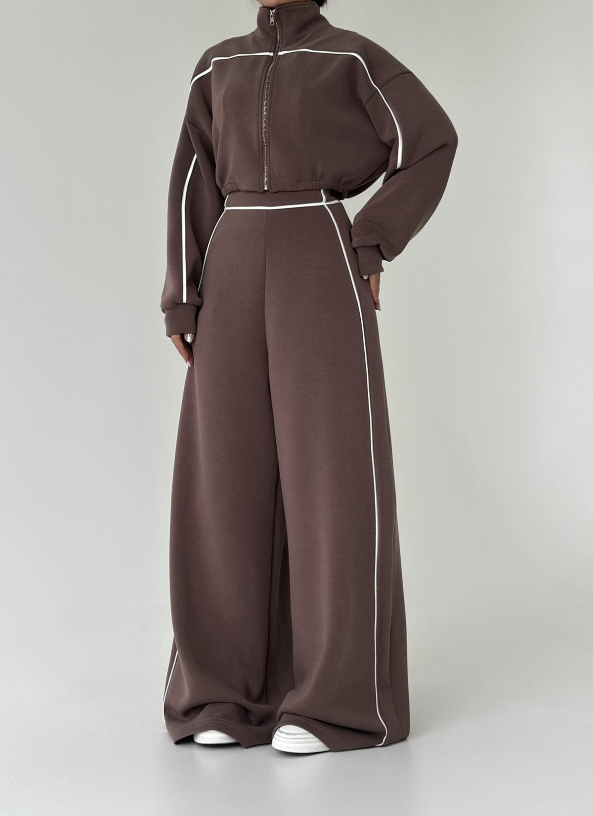 Women's Contrast-Piped Wide-Leg Jumpsuit & Cropped Zip Jacket Set MERIDGE