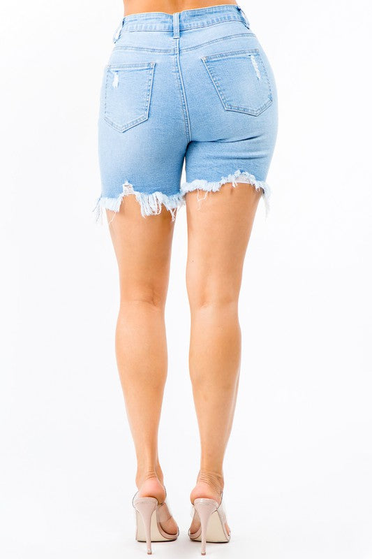 PLUS SIZE DISTRESSED SKINNY DENIM SHORTS - Wäre Rare