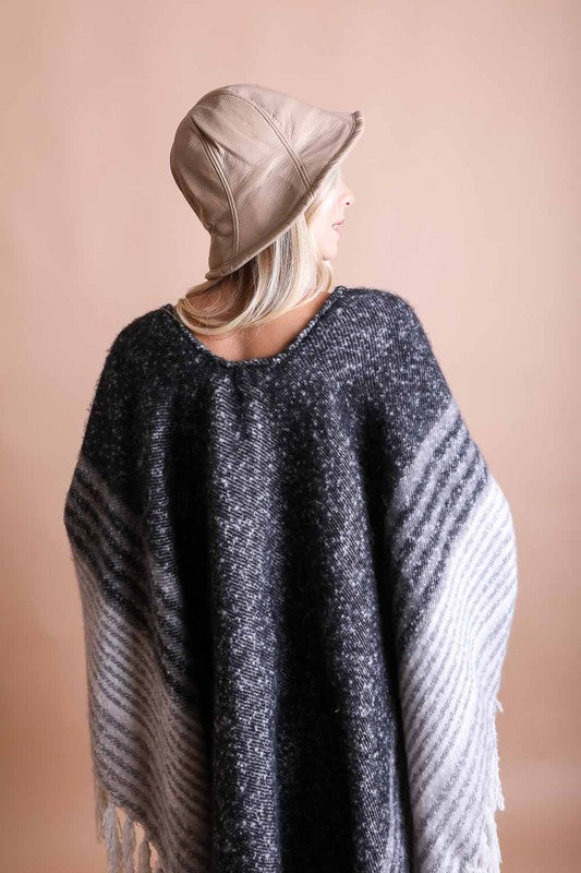 VEGAN LEATHER BUCKET HAT Leto Accessories